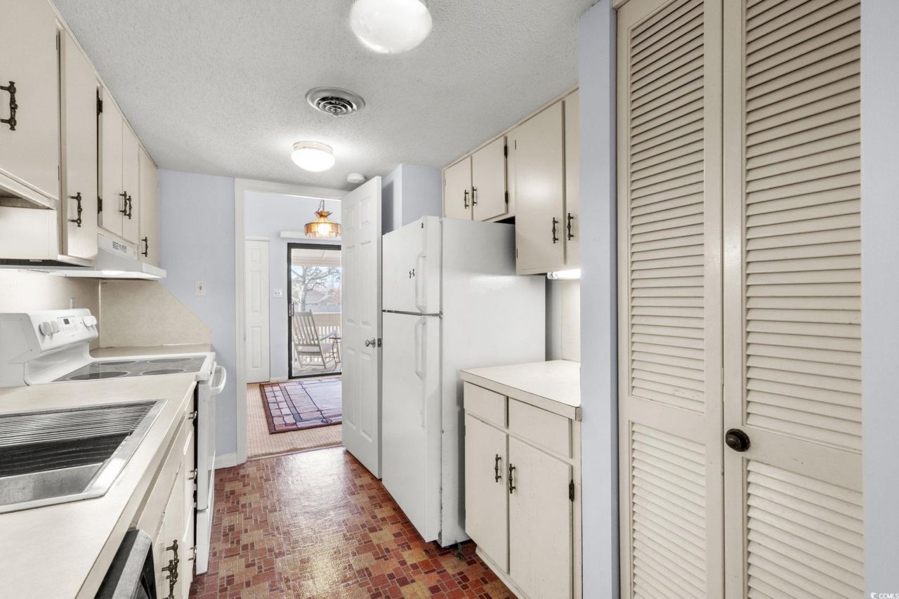 1000 11th Ave. N Photo 12