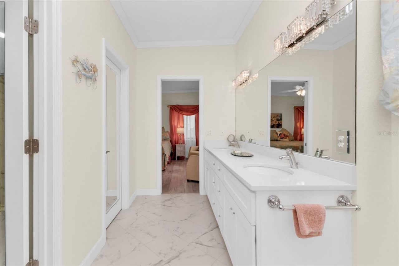 1601 Park Beach Circle, Unit 136/18, Punta Gorda, FL 33950 Photo