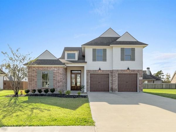 938 Northlake Court, Lake Charles, LA 70611