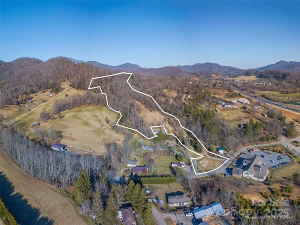 74 Buckeye Cove Road, Canton, NC 28716