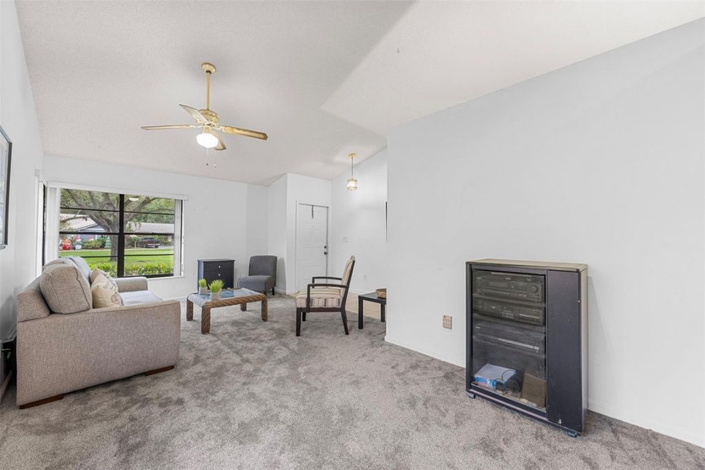 425 Shadow Wood Lane, Coral Springs, FL 33071 Photo