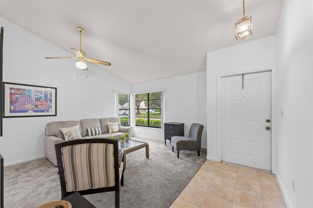 425 Shadow Wood Lane, Coral Springs, FL 33071 Photo