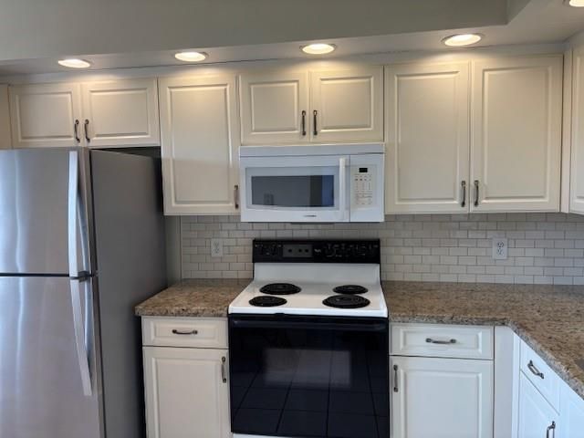 12651 SW 16 Court, Unit 413-B, Pembroke Pines, FL 33027 Photo