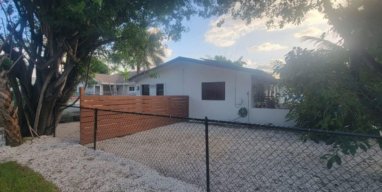 1202 NE 3rd Avenue, Fort Lauderdale, FL 33304 Photo