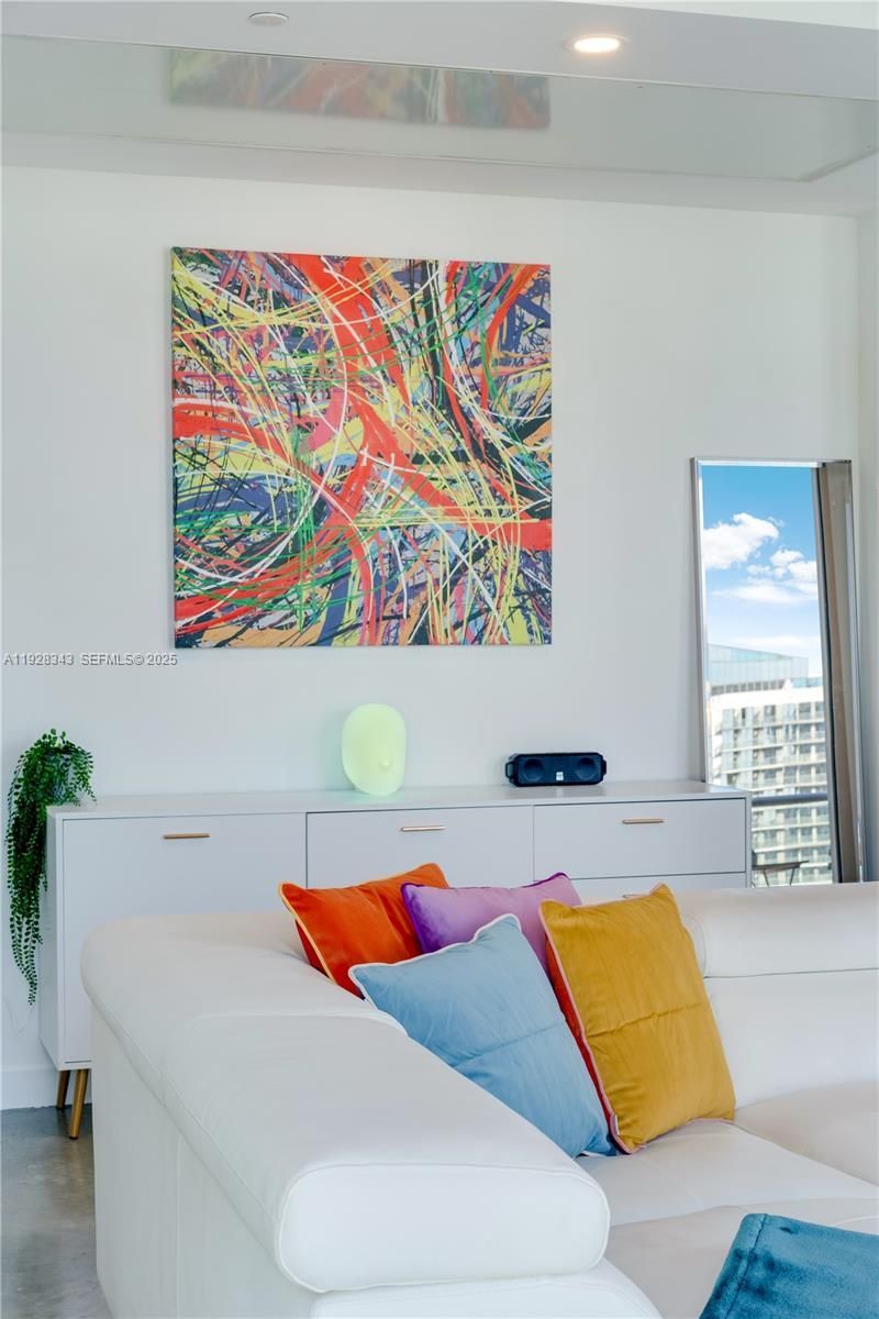 151 SE 1st St, Unit 3008, Miami, FL 33131 Photo