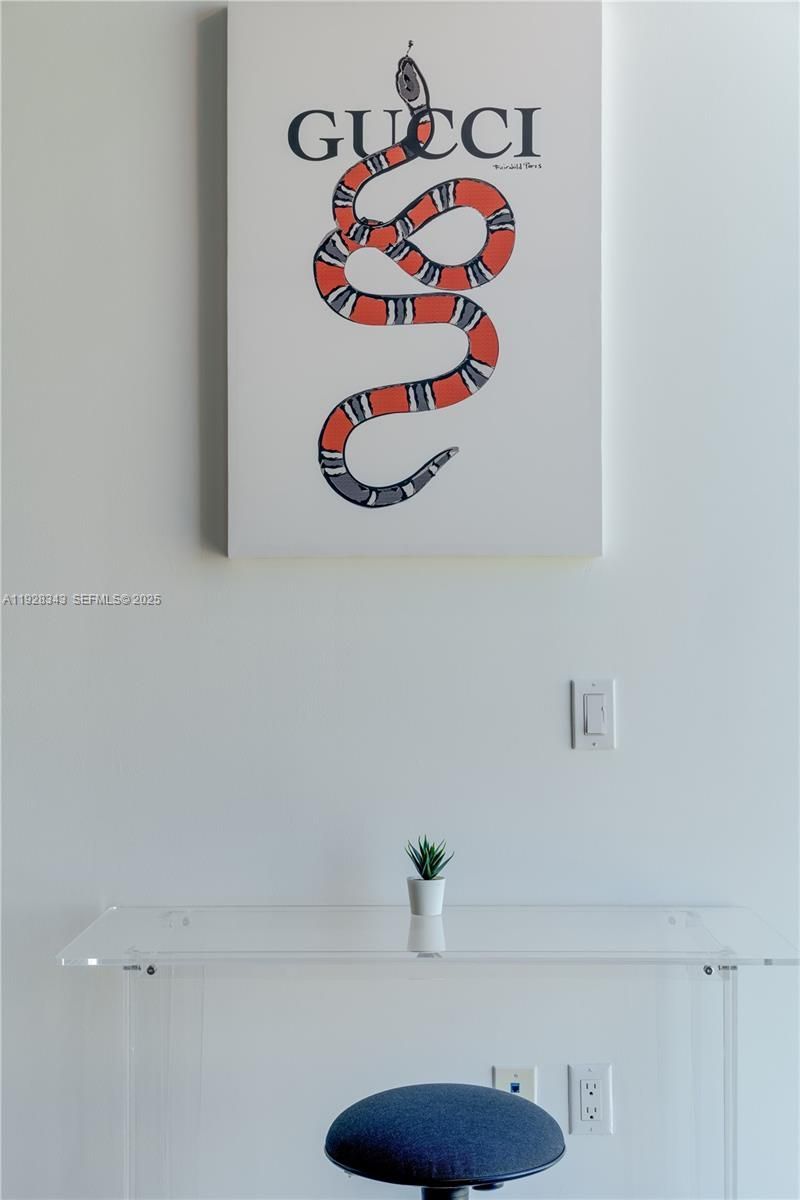 151 SE 1st St, Unit 3008, Miami, FL 33131 Photo