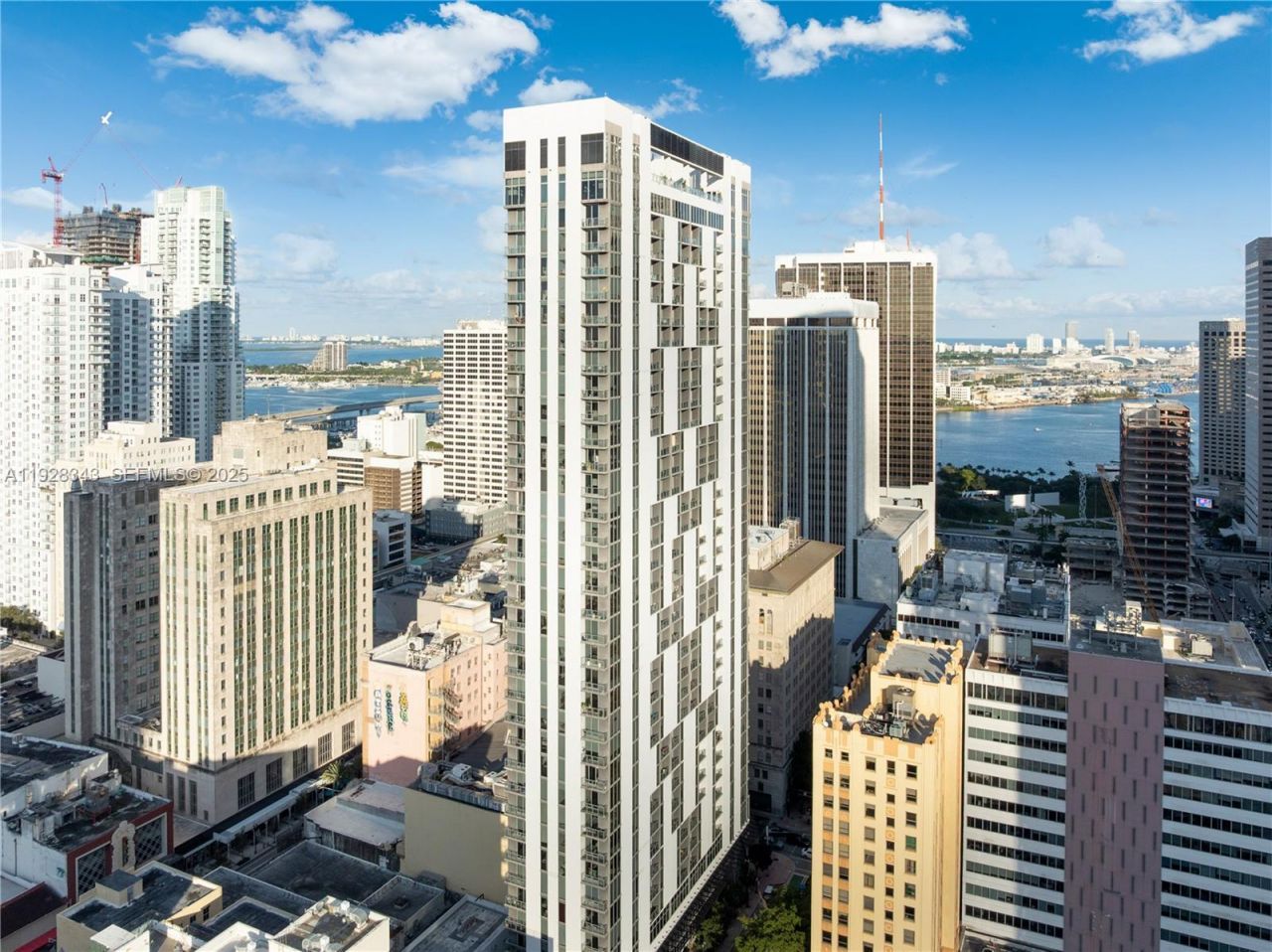 151 SE 1st St, Unit 3008, Miami, FL 33131 Photo