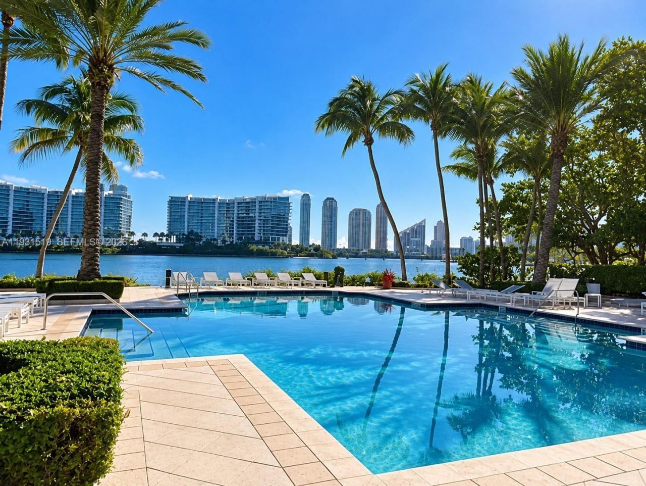 3105 NE 184th St, Unit 7202, Aventura, FL 33160 Photo