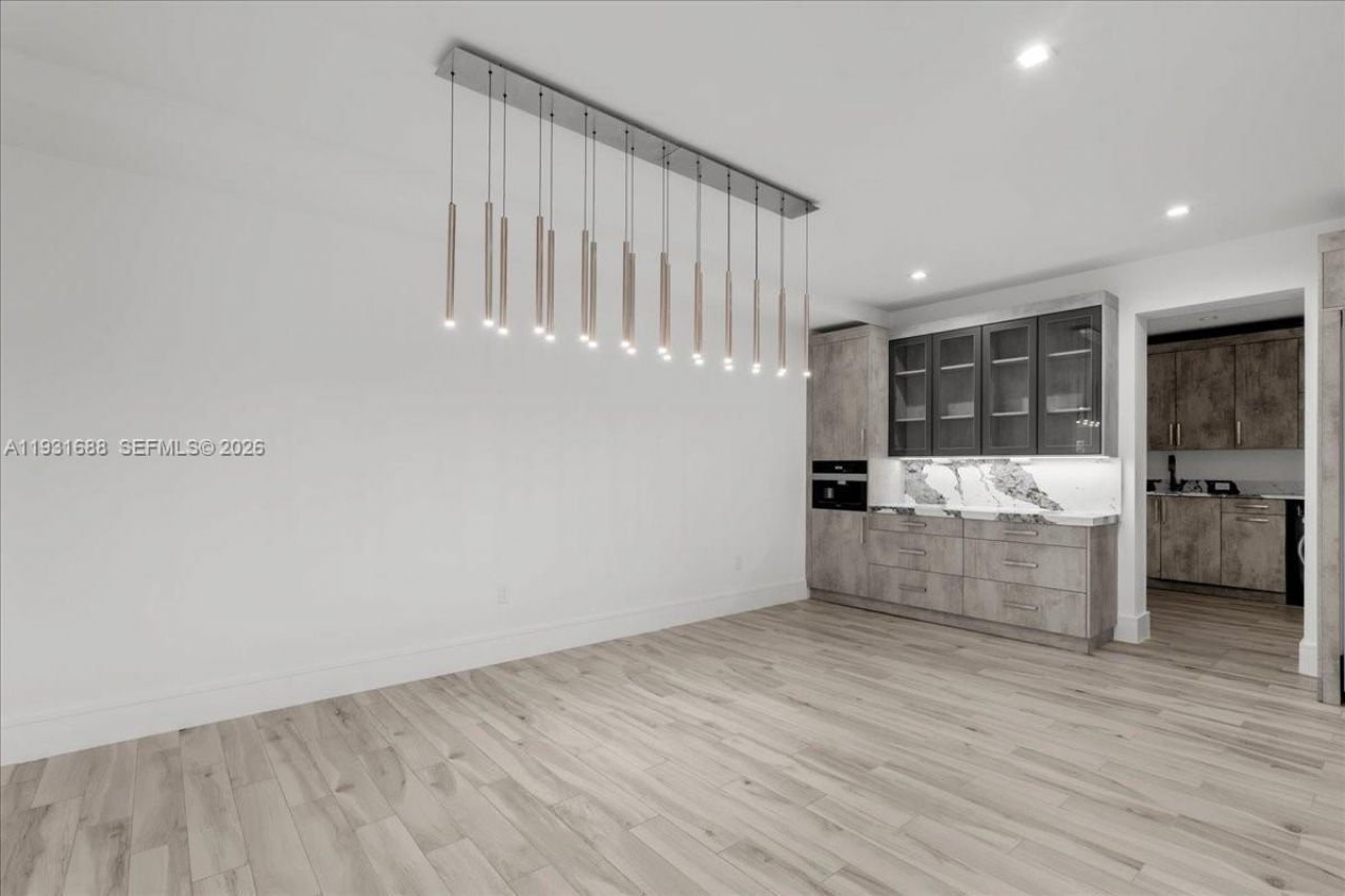 3800 Crayton Road, Naples, FL 34103 Photo