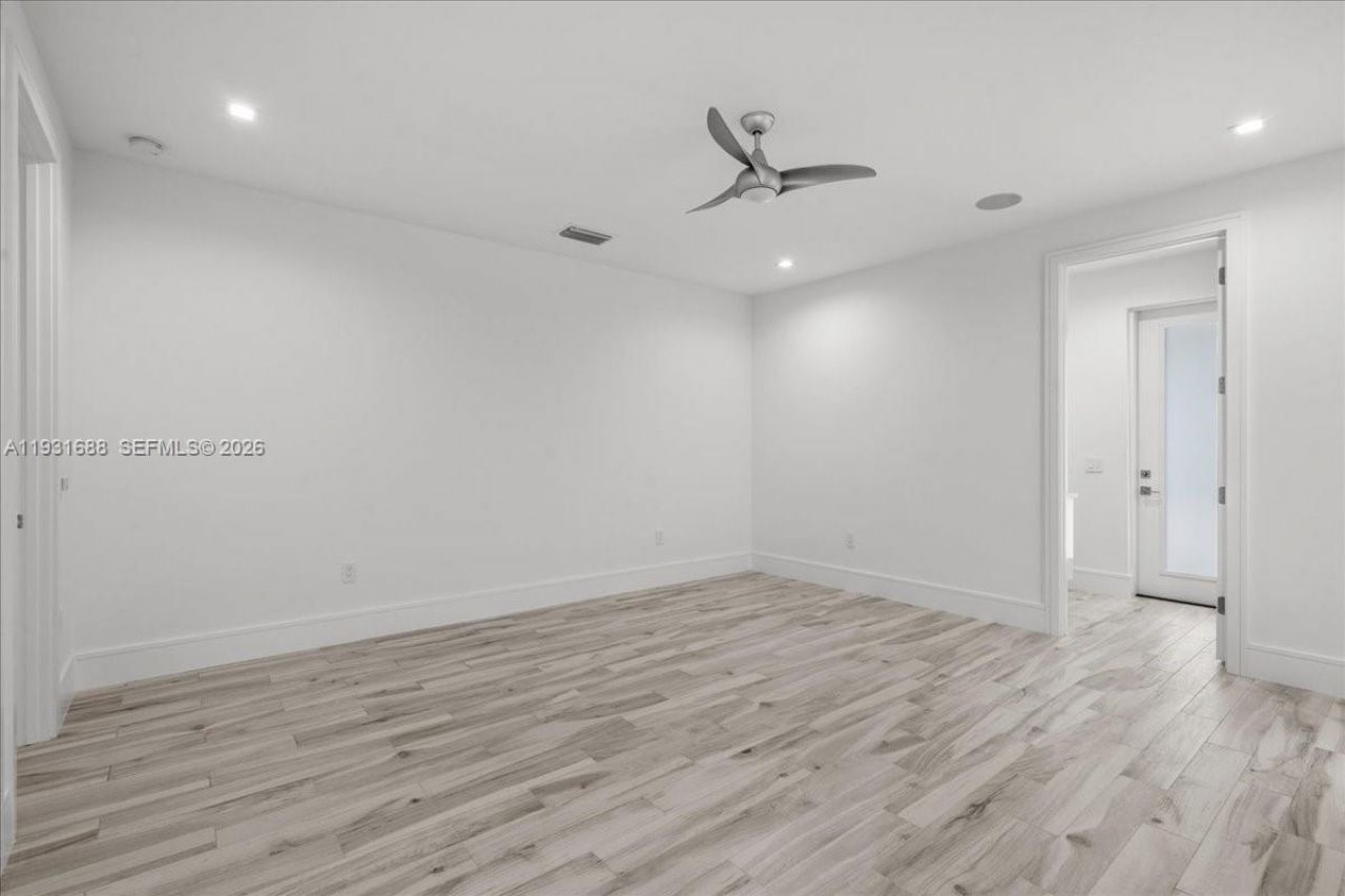 3800 Crayton Road, Naples, FL 34103 Photo