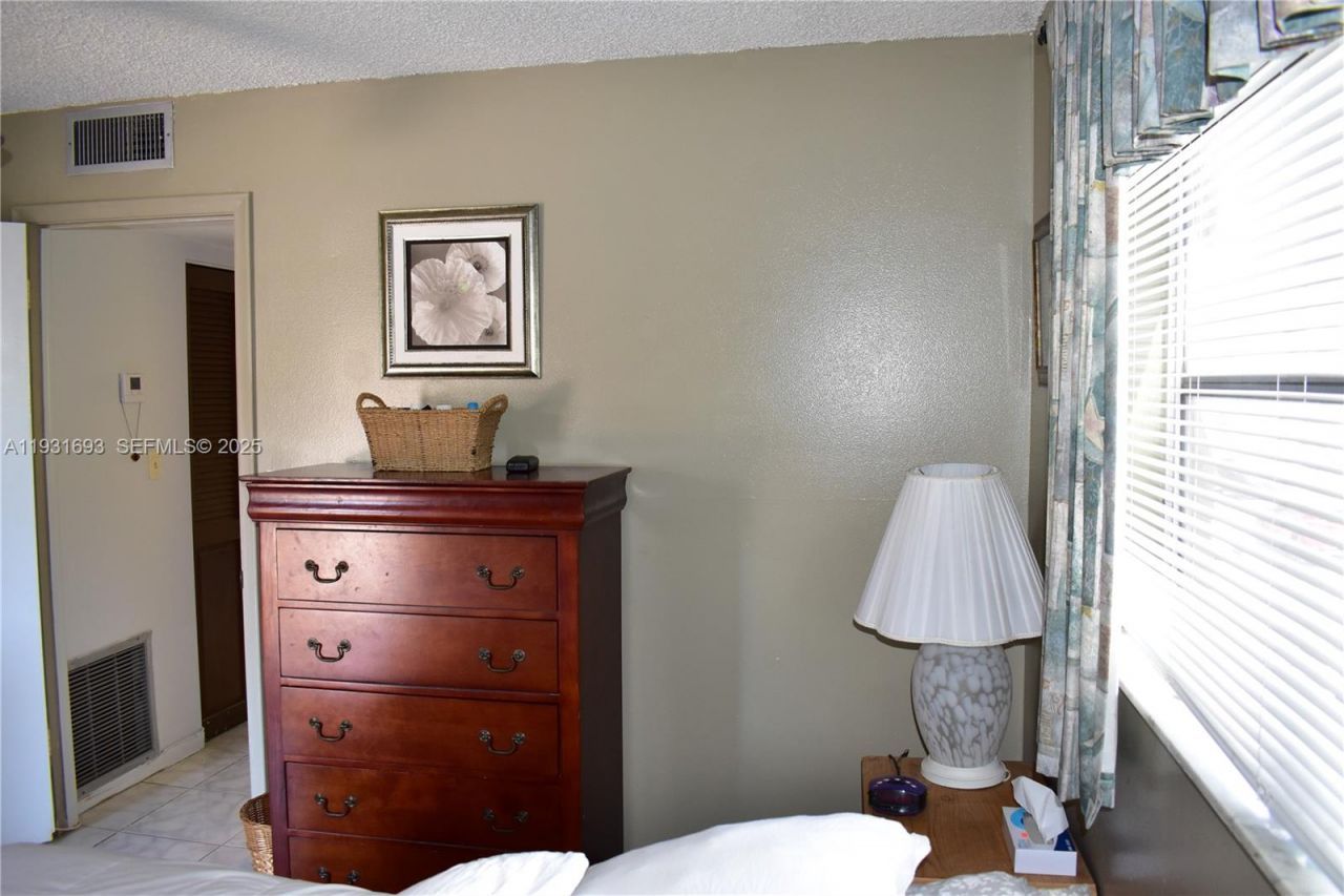 9141 Sunrise Lakes Blvd, Unit 201, Sunrise, FL 33322 Photo