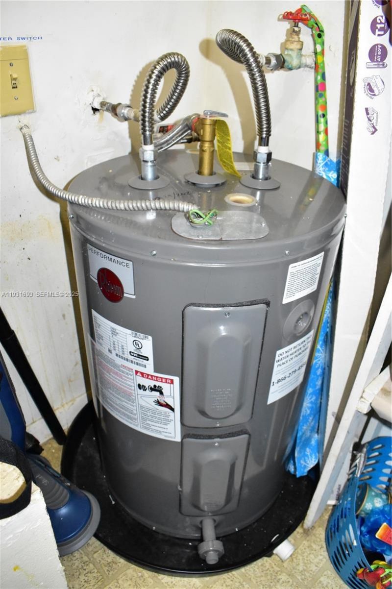 9141 Sunrise Lakes Blvd, Unit 201, Sunrise, FL 33322 Photo