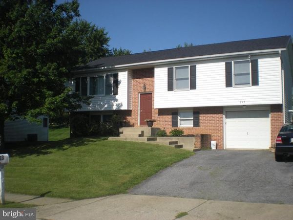823 SNOWFALL WAY, WESTMINSTER, MD 21157