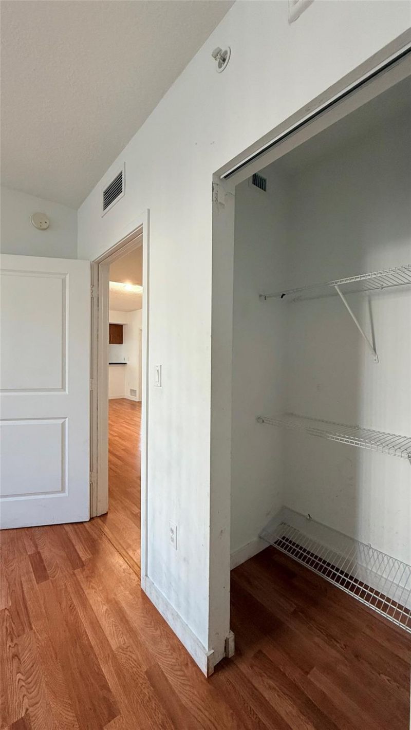 601 NE 23rd St, Unit 902, Miami, FL 33137 Photo