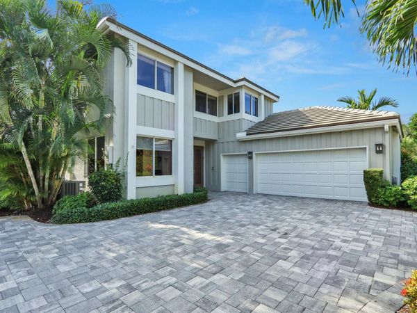 2571 Marseille Drive, Palm Beach Gardens, FL 33410