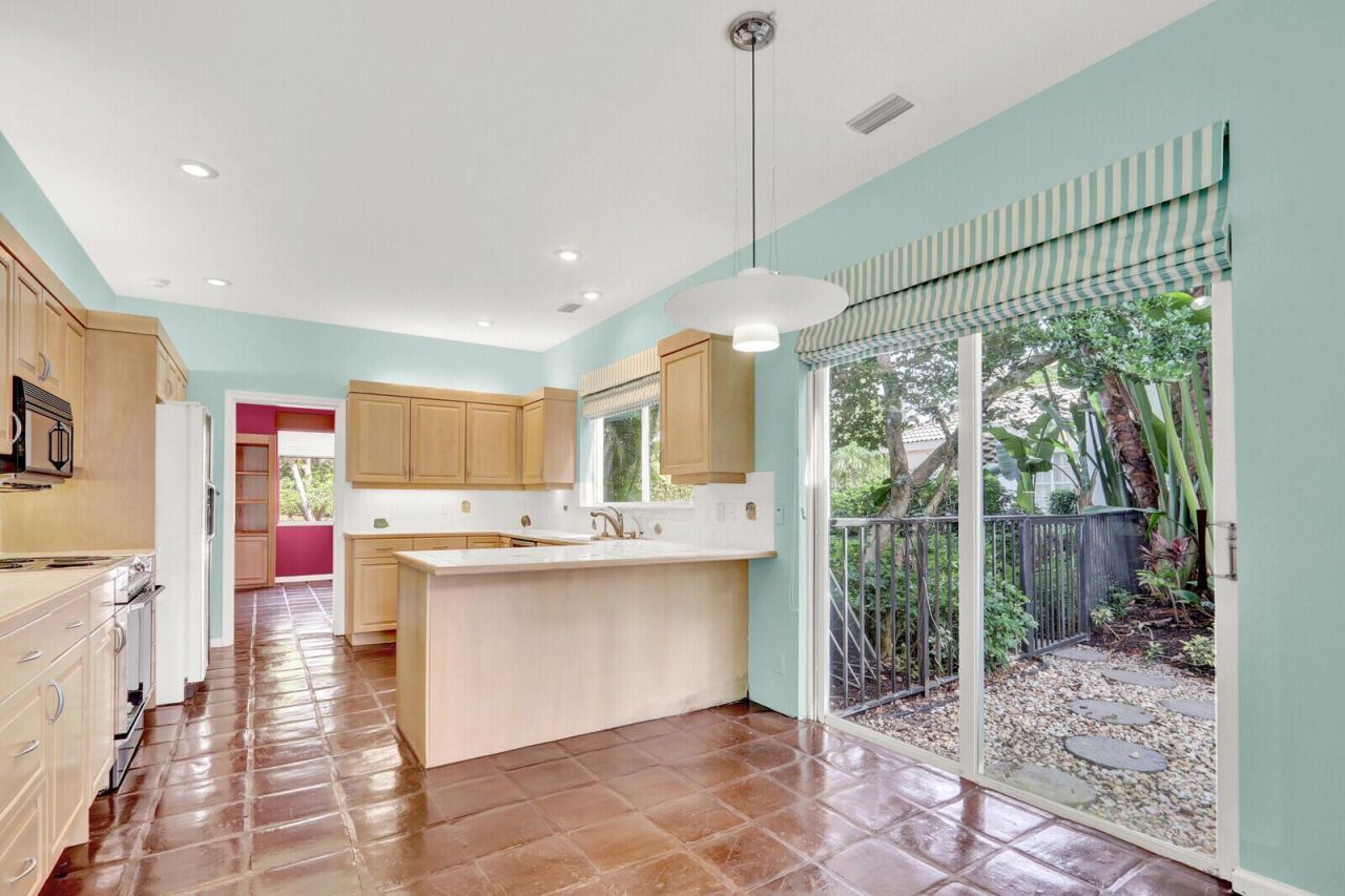 2571 Marseille Drive, Palm Beach Gardens, FL 33410 Photo