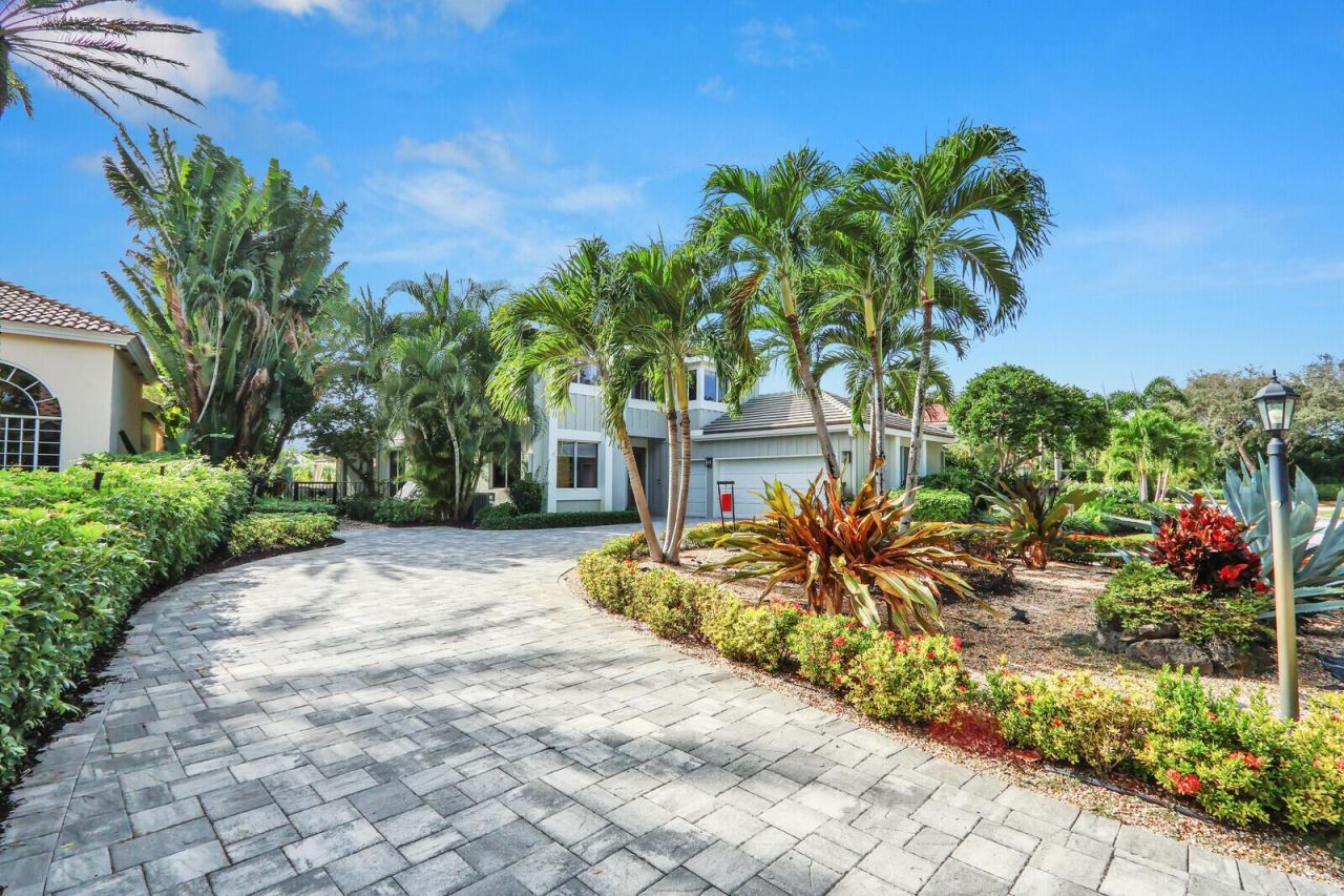 2571 Marseille Drive, Palm Beach Gardens, FL 33410 Photo