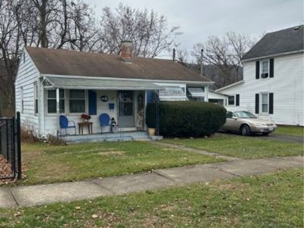 138 Mccauley Avenue, Elmira, NY 14903