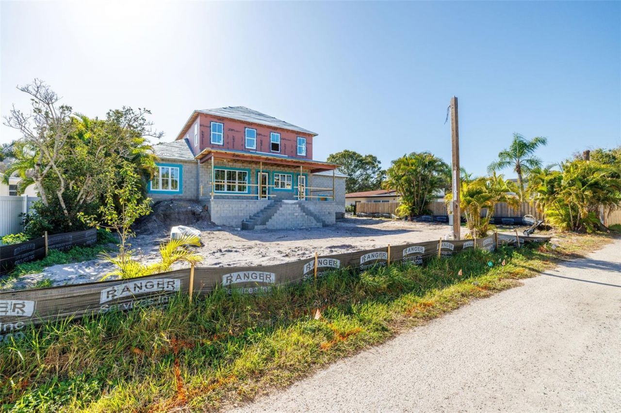 819 38th Avenue Ne, Saint Petersburg, FL 33701 Photo