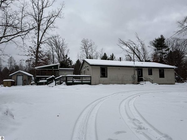 6595 Wickert Road, Hale, MI 48739