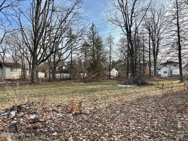 2716 Hayden Street , Oregon, OH 43616