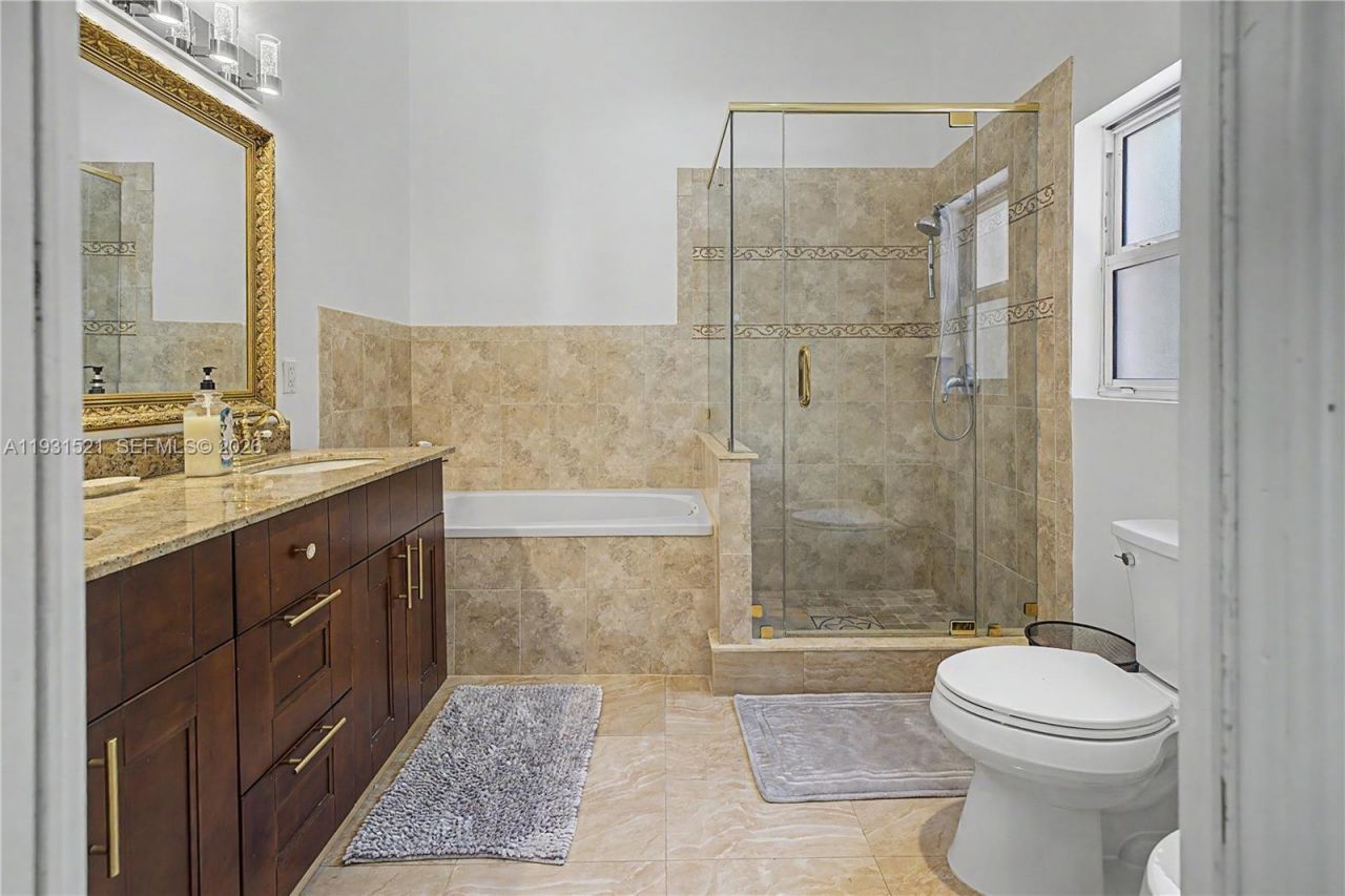 117 NW 8th Street, Boca Raton, FL 33432 Photo