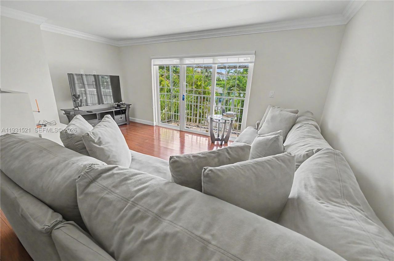117 NW 8th Street, Boca Raton, FL 33432 Photo