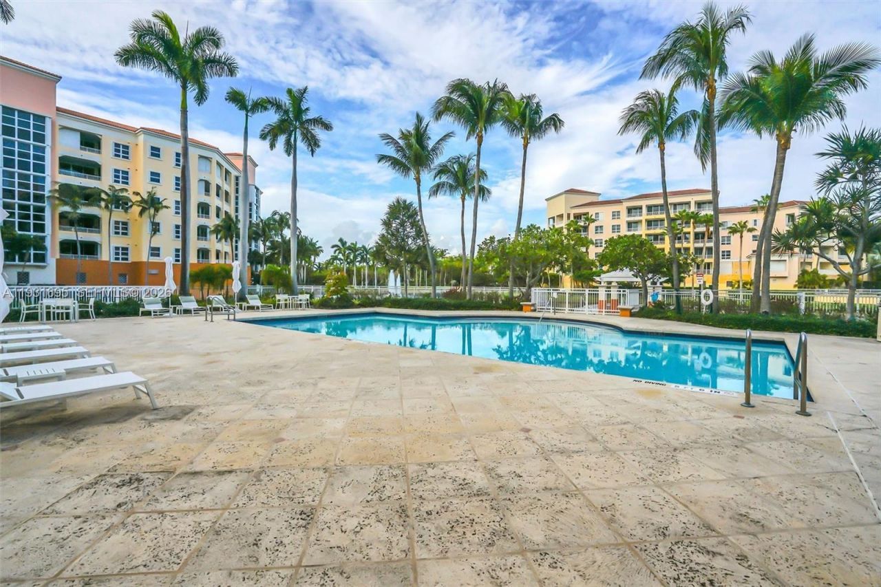 735 Crandon Blvd , Unit 503, Key Biscayne, FL 33149 Photo