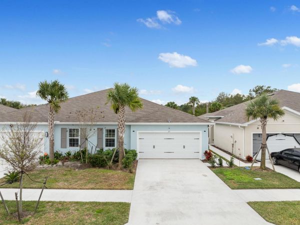 271 Raspberry Road, Fort Pierce, FL 34981