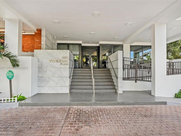 4301 Collins Ave, Unit 803, Miami Beach, FL 33140