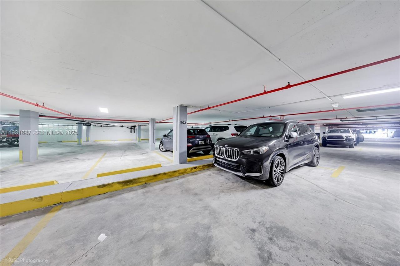 4301 Collins Ave, Unit 803, Miami Beach, FL 33140 Photo