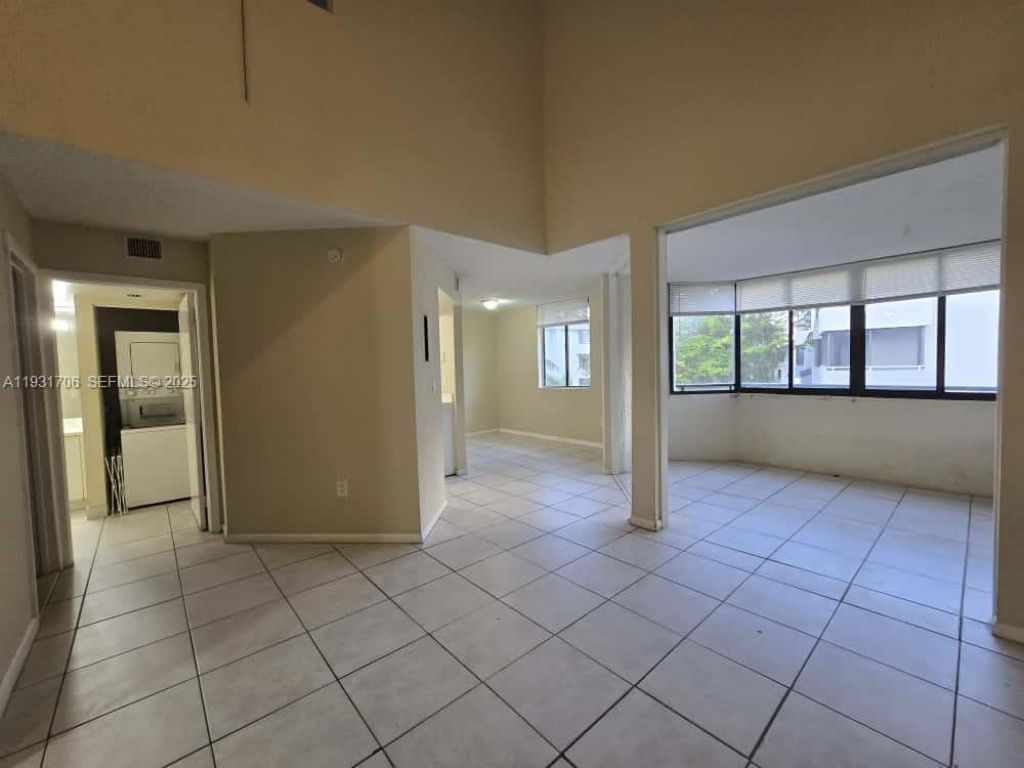 8255 SW 152nd Ave, Unit E-411, Miami, FL 33193 Photo