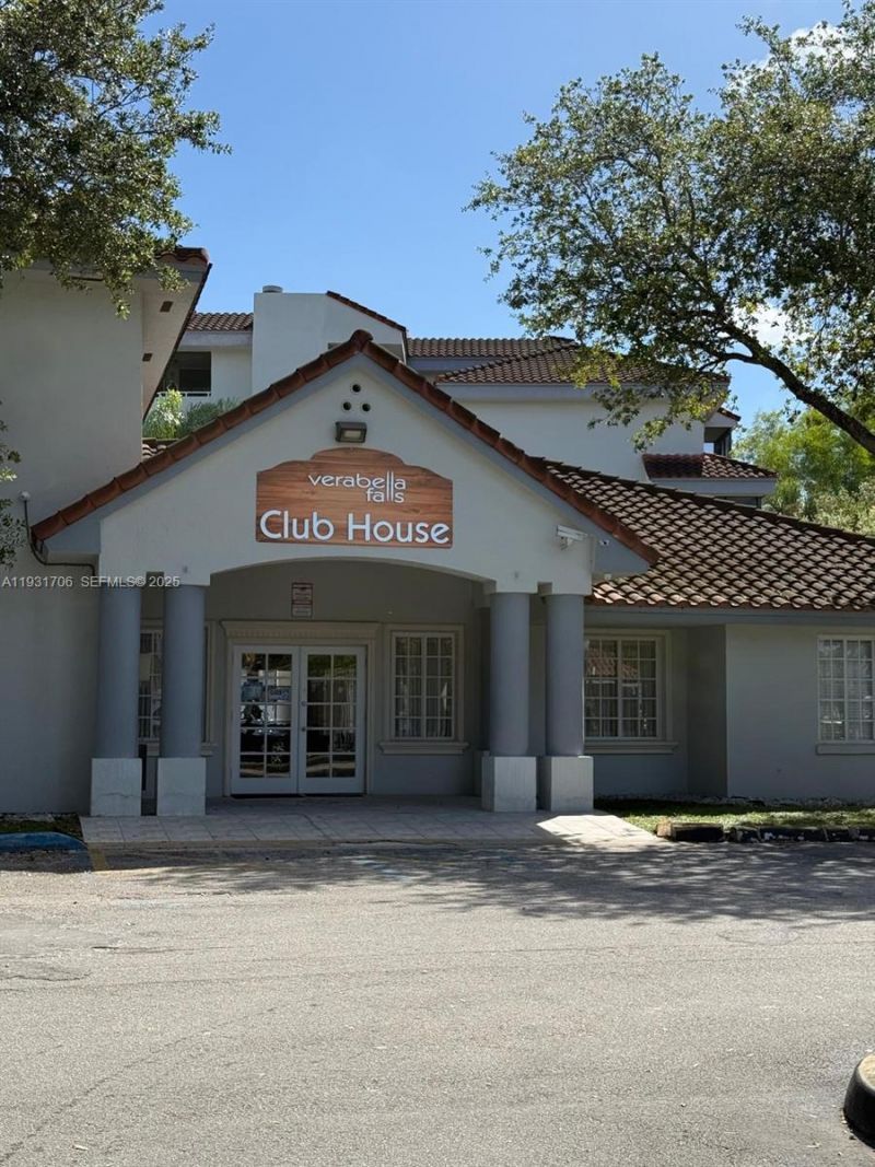 8255 SW 152nd Ave, Unit E-411, Miami, FL 33193 Photo