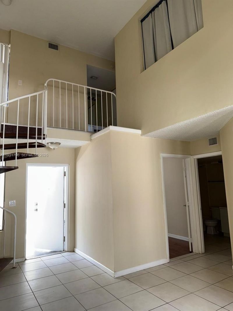 8255 SW 152nd Ave, Unit E-411, Miami, FL 33193 Photo