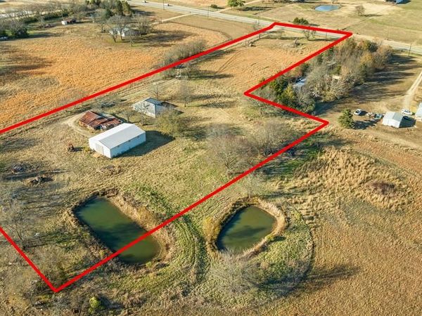 109 PRIVATE RD 24980, Brookston, TX 75421