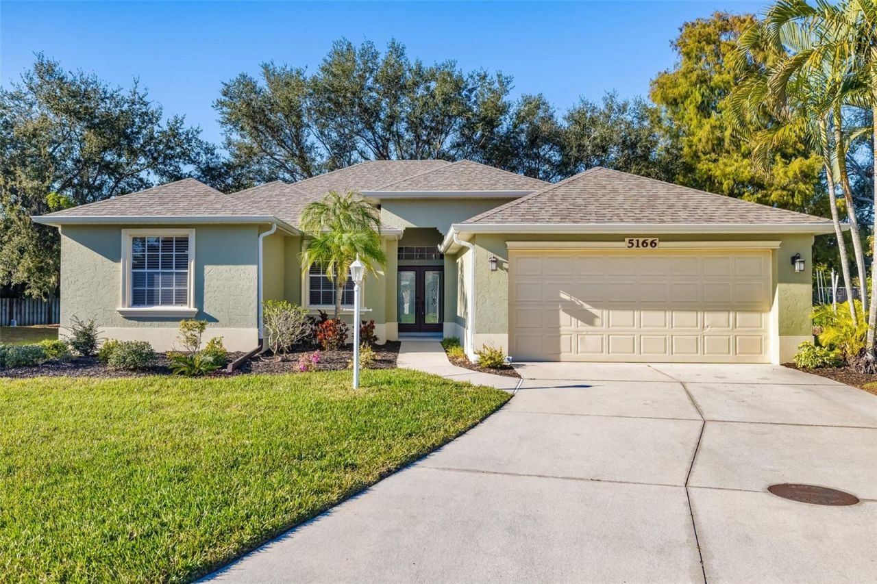 5166 Magnolia Pond Drive, Sarasota, FL 34233 Main Photo