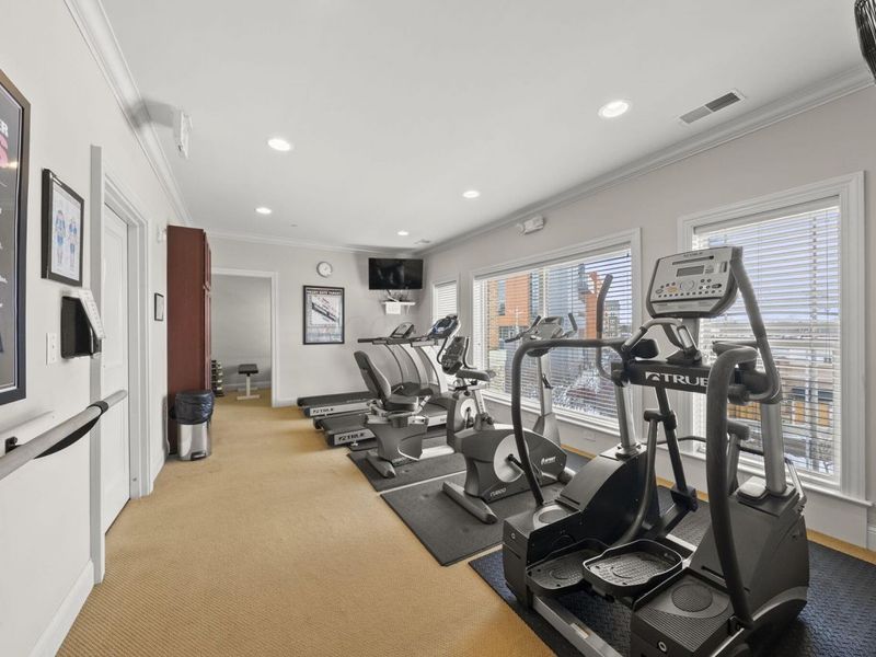 3175 Tremont Road, Unit 313, Columbus, OH 43221 Photo 23