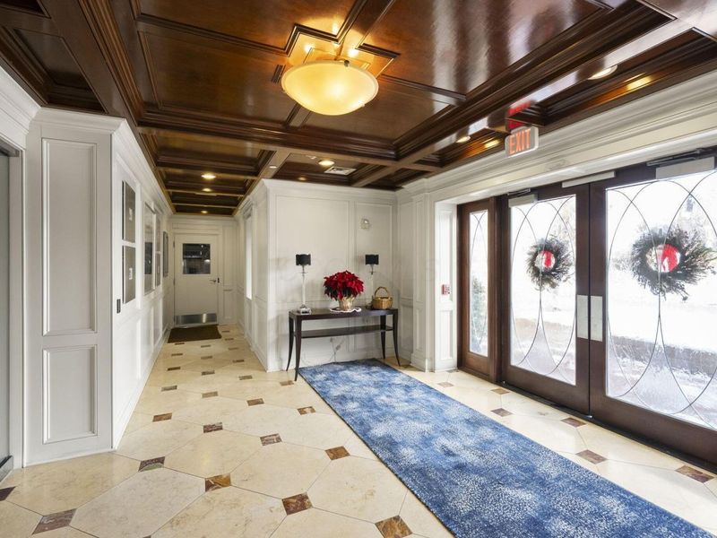 3175 Tremont Road, Unit 313, Columbus, OH 43221 Photo 29