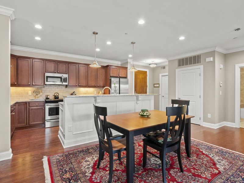 3175 Tremont Road, Unit 313, Columbus, OH 43221 Photo 7