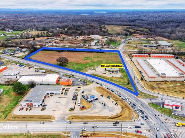 2525 NE Hudson Road, Rogers, AR 72756