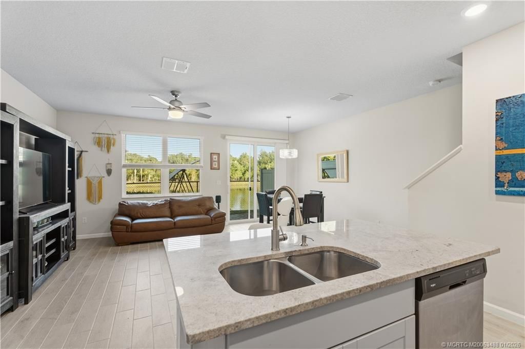 3931 SE Mentmore Lane, Stuart, FL 34997 Photo