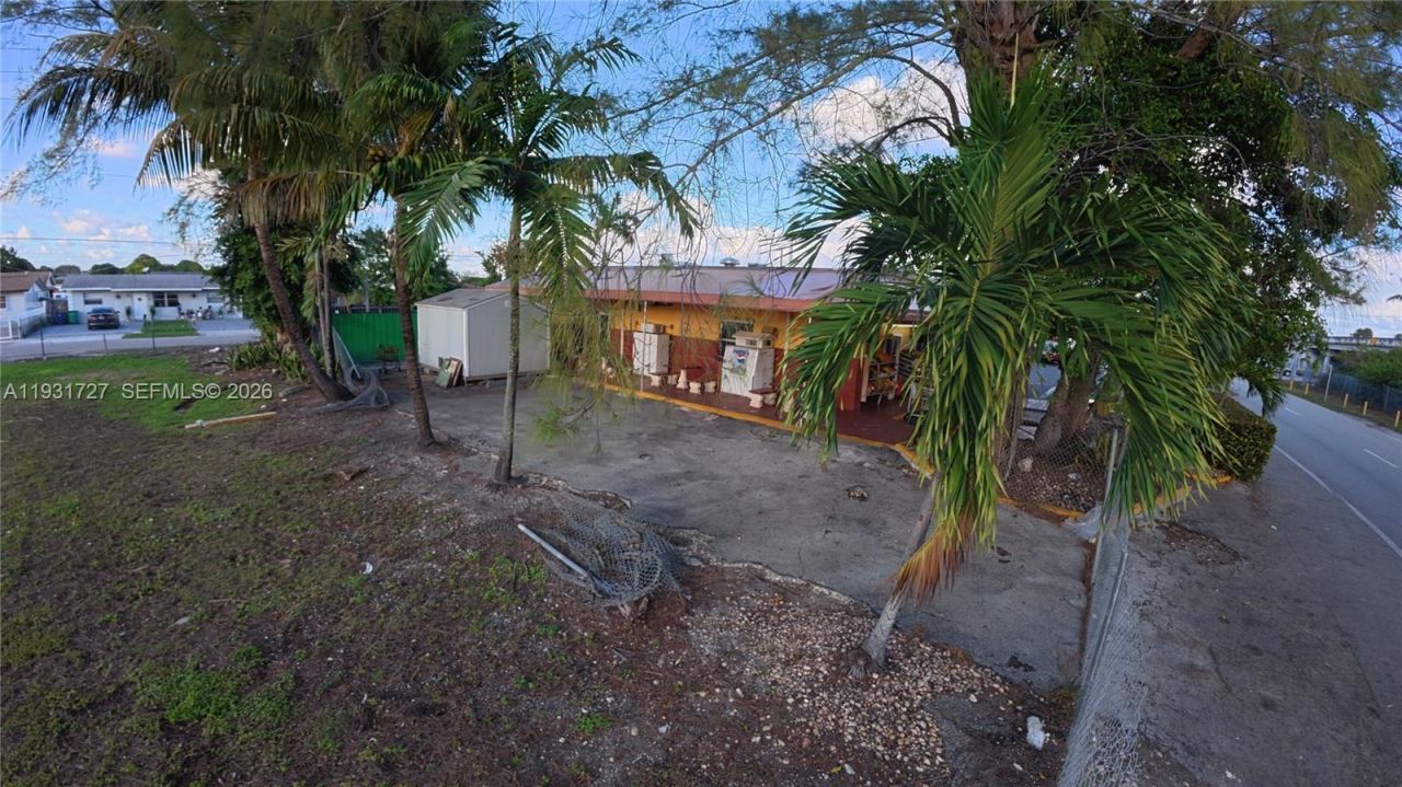 168 4215 , Miami Gardens, FL 33055 Photo