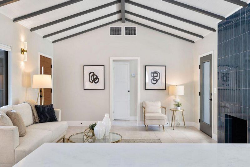 686 S Camino Real, Palm Springs, CA 92264 Main Photo