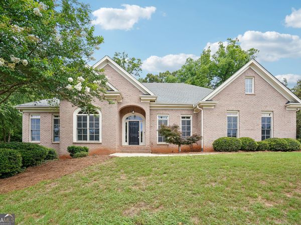 7880 Gable Drive, Douglasville, GA 30135