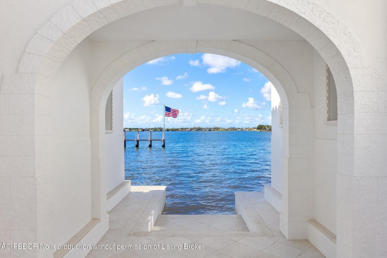 800 S County Road, Palm Beach, FL 33480 Photo