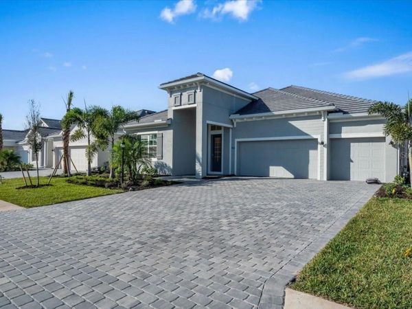 5522 LIGHTNING WHELK LANE, LAKEWOOD RANCH, FL 34211