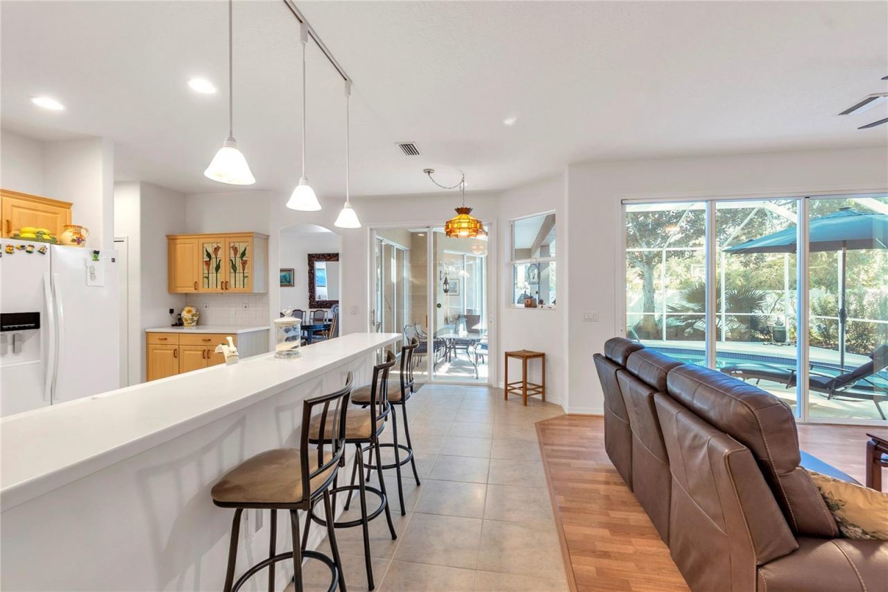 5723 Eastwind Drive, Sarasota, FL 34233 Photo