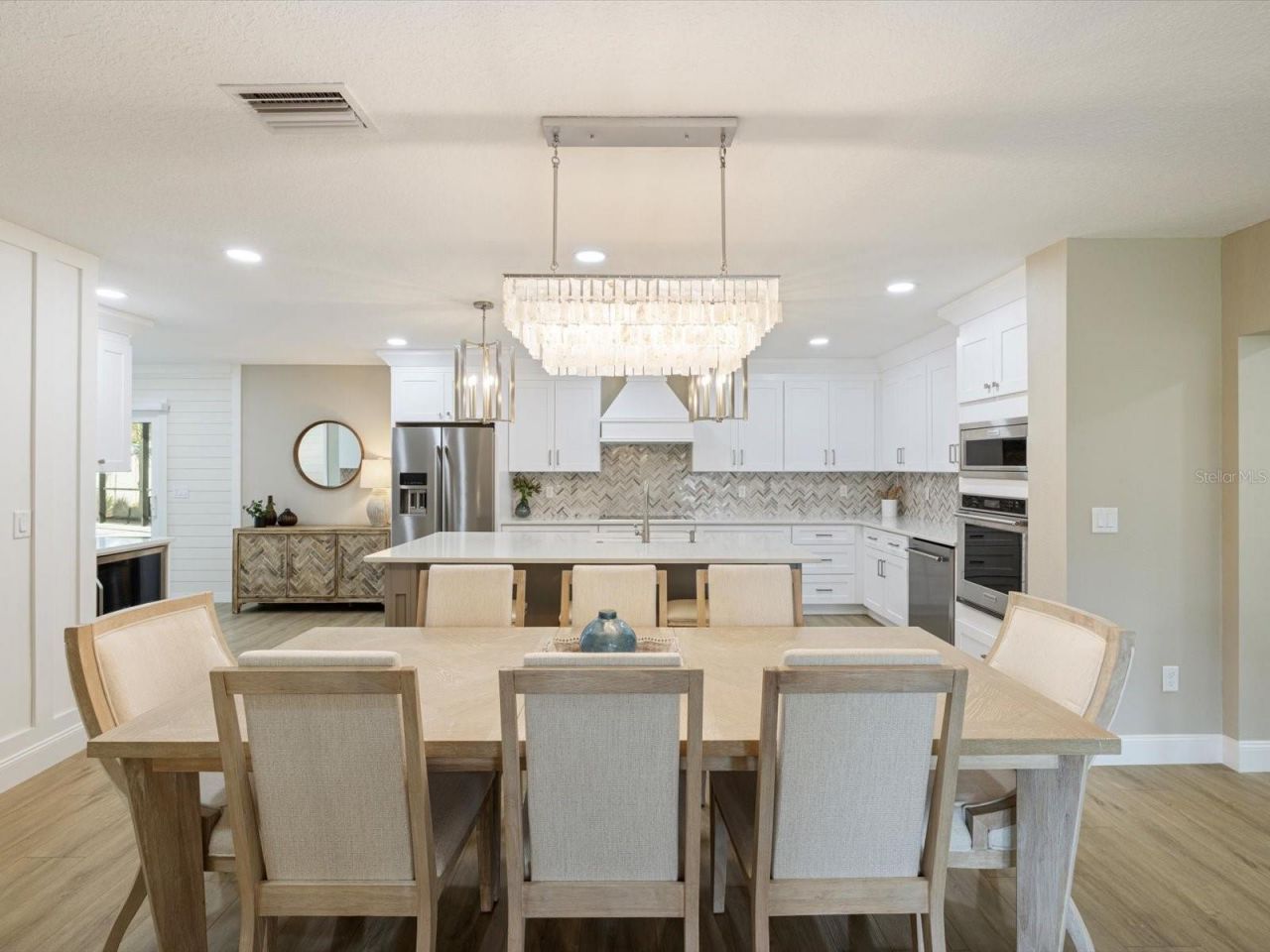 842 Nokomis Avenue S, Venice, FL 34285 Photo