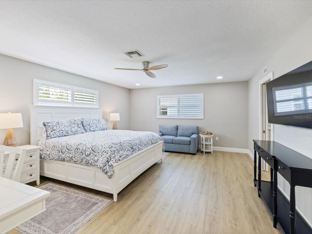 842 Nokomis Avenue S, Venice, FL 34285 Photo