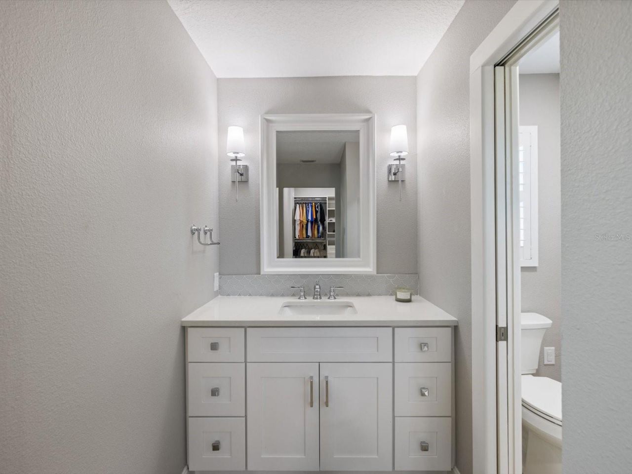 842 Nokomis Avenue S, Venice, FL 34285 Photo